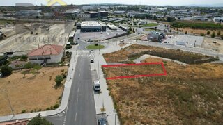 Terreno de 614 m² em Castelo Branco
