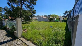 Land for sale in Sesimbra, Portugal — €105,000