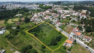 Land for sale in Lousada, Portugal — €682,500