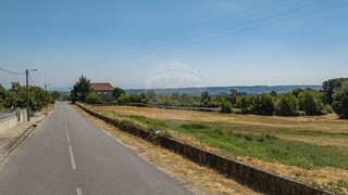 Land for sale in Chaves, Portugal — €66,900