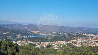 Land for sale in Vila Nova de Gaia, Portugal — €72,000