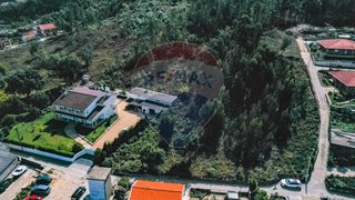 Land for sale in Cinfães, Portugal — €90,000