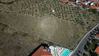 Land for sale in Freixo de Espada à Cinta, Portugal — €85,000