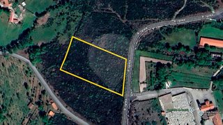 Land for sale in Vouzela, Portugal — €19,000
