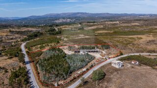 Land for sale in Vila Nova de Paiva, Portugal — €379,999
