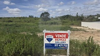 Terreno de 660 m² em Leiria