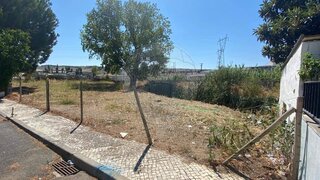 Land for sale in Loures, Portugal — €110,000