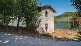 Land for sale in Penafiel, Portugal — €99,000
