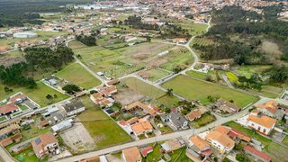 Land for sale in Marinha Grande, Portugal — €115,000