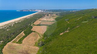 Land for sale in Nazaré, Portugal — €1,600,000