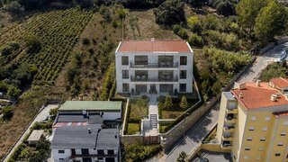Land for sale in Batalha, Portugal — €400,000