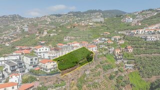 Land for sale in Câmara de Lobos, Portugal — €270,000