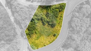 Land for sale in Santana, Portugal — €63,000