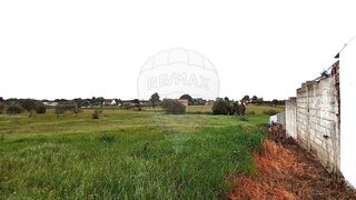 Land for sale in Cartaxo, Portugal — €78,000