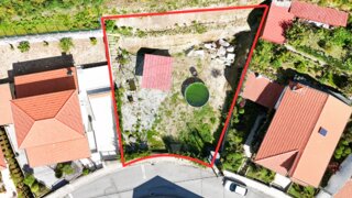 Land for sale in Felgueiras, Portugal — €77,000