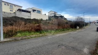 Land for sale in Chaves, Portugal — €85,000