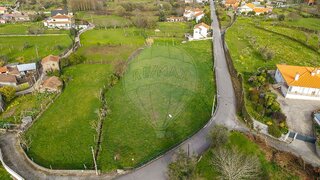 Terreno para venda em Vouzela, Portugal — 47 500 €