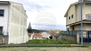Land for sale in Gondomar, Portugal — €62,500