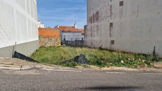 Land for sale in Alcobaça, Portugal — €79,500