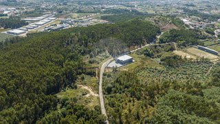Land for sale in Guimarães, Portugal — €49,500