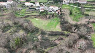 Land for sale in Felgueiras, Portugal — €425,000
