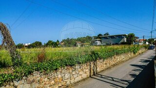 Land for sale in Santa Maria da Feira, Portugal — €127,500