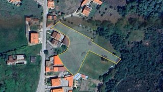 Land for sale in Miranda do Corvo, Portugal — €90,000