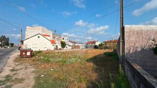 Land for sale in Marinha Grande, Portugal — €88,500