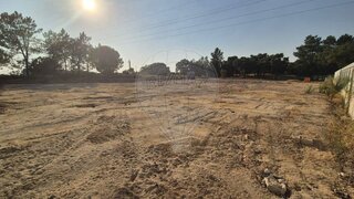 Land for sale in Palmela, Portugal — €299,500