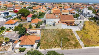 Land for sale in Loures, Portugal — €115,000