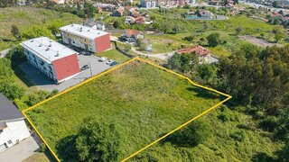 Land for sale in Oliveira de Frades, Portugal — €128,000