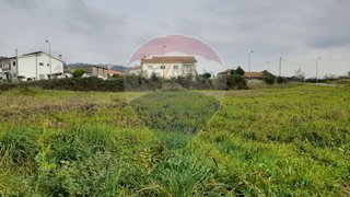 Land for sale in Felgueiras, Portugal — €250,000