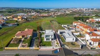 Land for sale in Torres Vedras, Portugal — €145,000