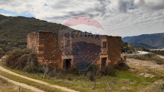 Land for sale in Torre de Moncorvo, Portugal — €350,000