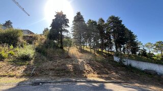 Terreno de 1367 m² em Leiria