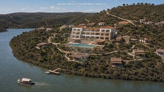 Land for sale in Mértola, Portugal — €2,550,000