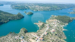 Terreno para venda em Abrantes, Portugal — 80 000 €
