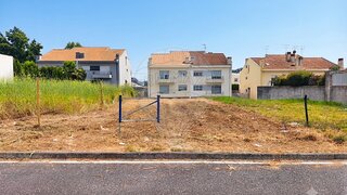Land for sale in Maia, Portugal — €106,000