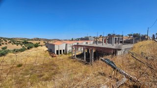 Land for sale in Portel, Portugal — €580,000
