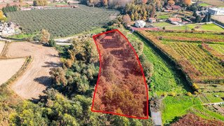 Land for sale in Felgueiras, Portugal — €90,000