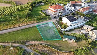 Land for sale in Felgueiras, Portugal — €62,000