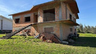 Terreno em Santa Maria da Feira · 3032 m² · 195 000 €