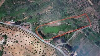 Terreno de 2412 m² em Santarém