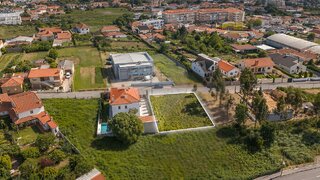 Land for sale in Ovar, Portugal — €90,000