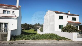 Land for sale in Azambuja, Portugal — €40,000