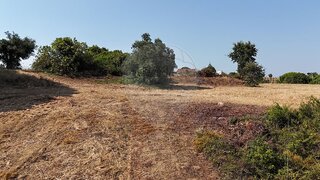 Terreno · 17 560 m² · 30 000 €
