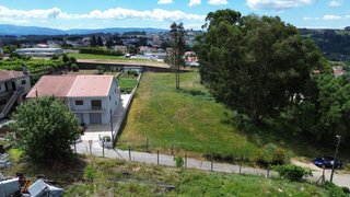 Land for sale in Felgueiras, Portugal — €86,500