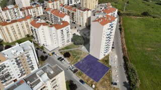 Terreno em Alenquer · 3000 m² · 550 000 €