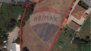 Land for sale in Felgueiras, Portugal — €107,000