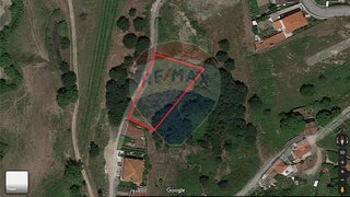 Land for sale in Felgueiras, Portugal — €128,000